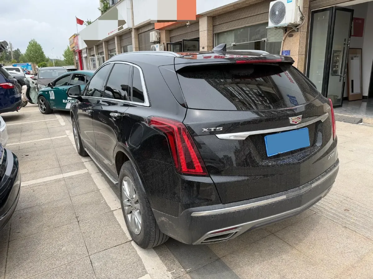 2023 Cadillac XT5 2.0T 237HP L4 9AT,autocango,china used car exporter,china ev exporter,chinese used car exporter,chinese used ev exporter