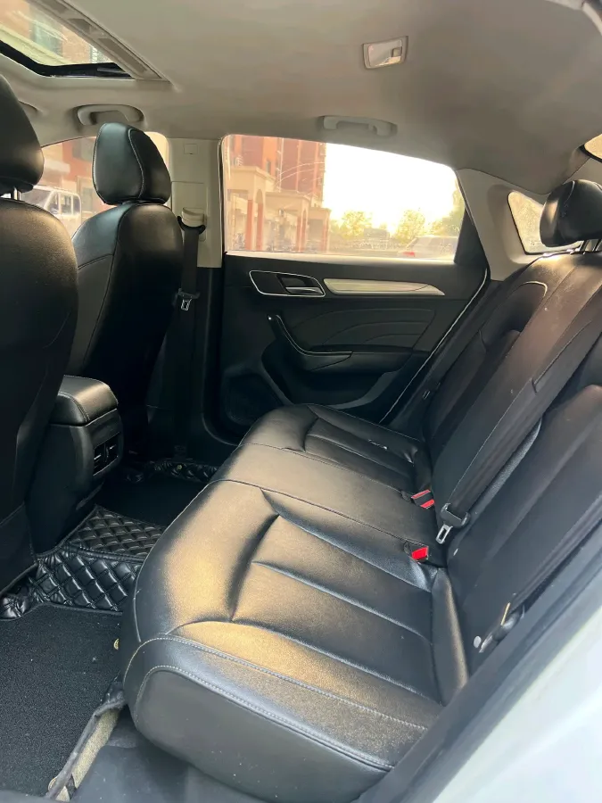 2017 Roewe i6 1.0T 125HP L3 2AT PHEV,autocango,china used car exporter,china ev exporter,chinese used car exporter,chinese used ev exporter