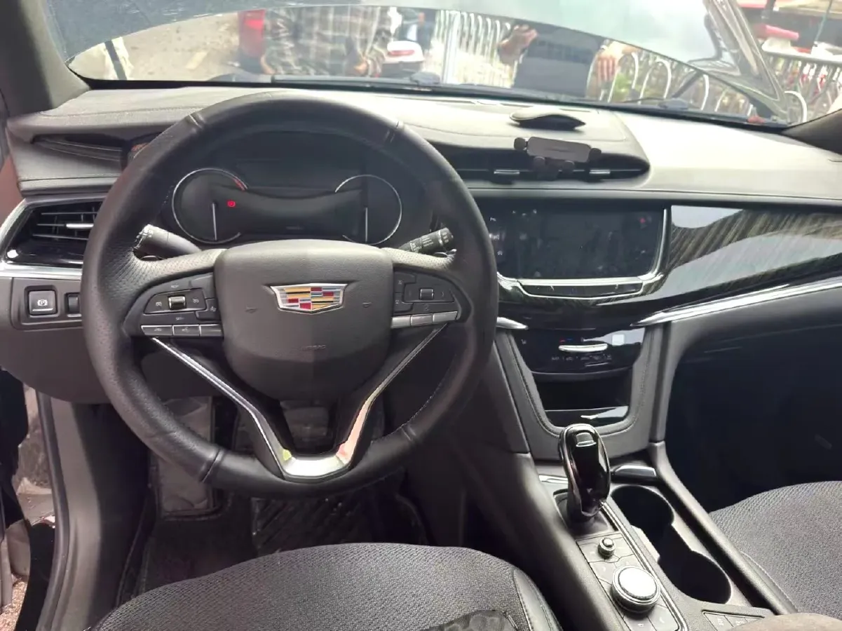 2020 Cadillac XT6 2.0T 237HP L4 9AT,autocango,china used car exporter,china ev exporter,chinese used car exporter,chinese used ev exporter