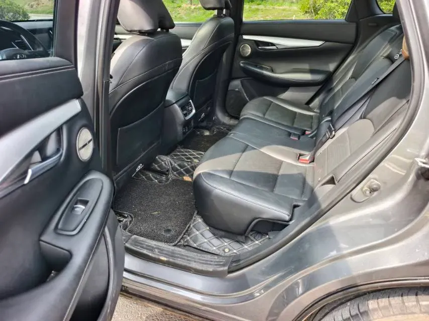 2018 Mitsubishi Pajero 3.0L 174HP V6 5AT,autocango,china used car exporter,china ev exporter,chinese used car exporter,chinese used ev exporter