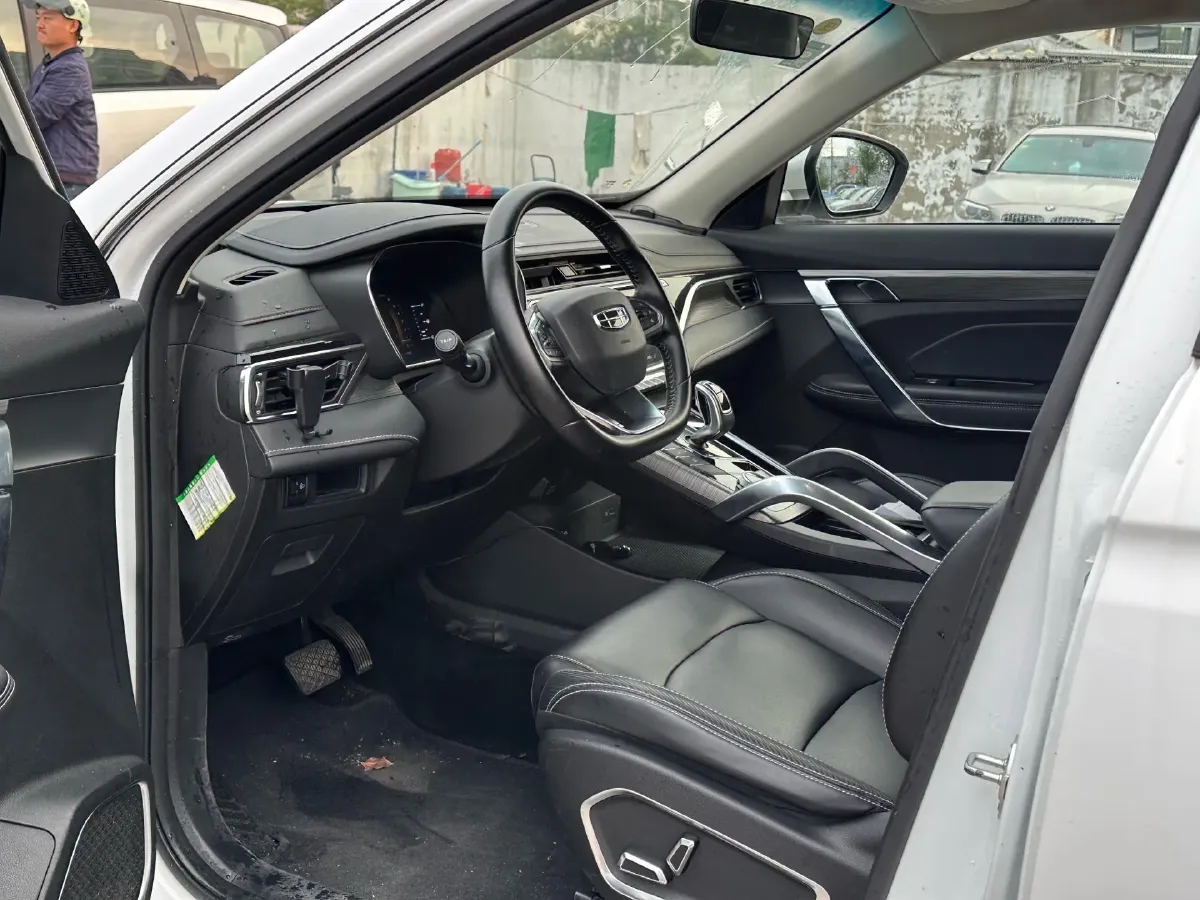 2020 Geely Azkarra 1.8T 184HP L4 7DCT,autocango,china used car exporter,china ev exporter,chinese used car exporter,chinese used ev exporter