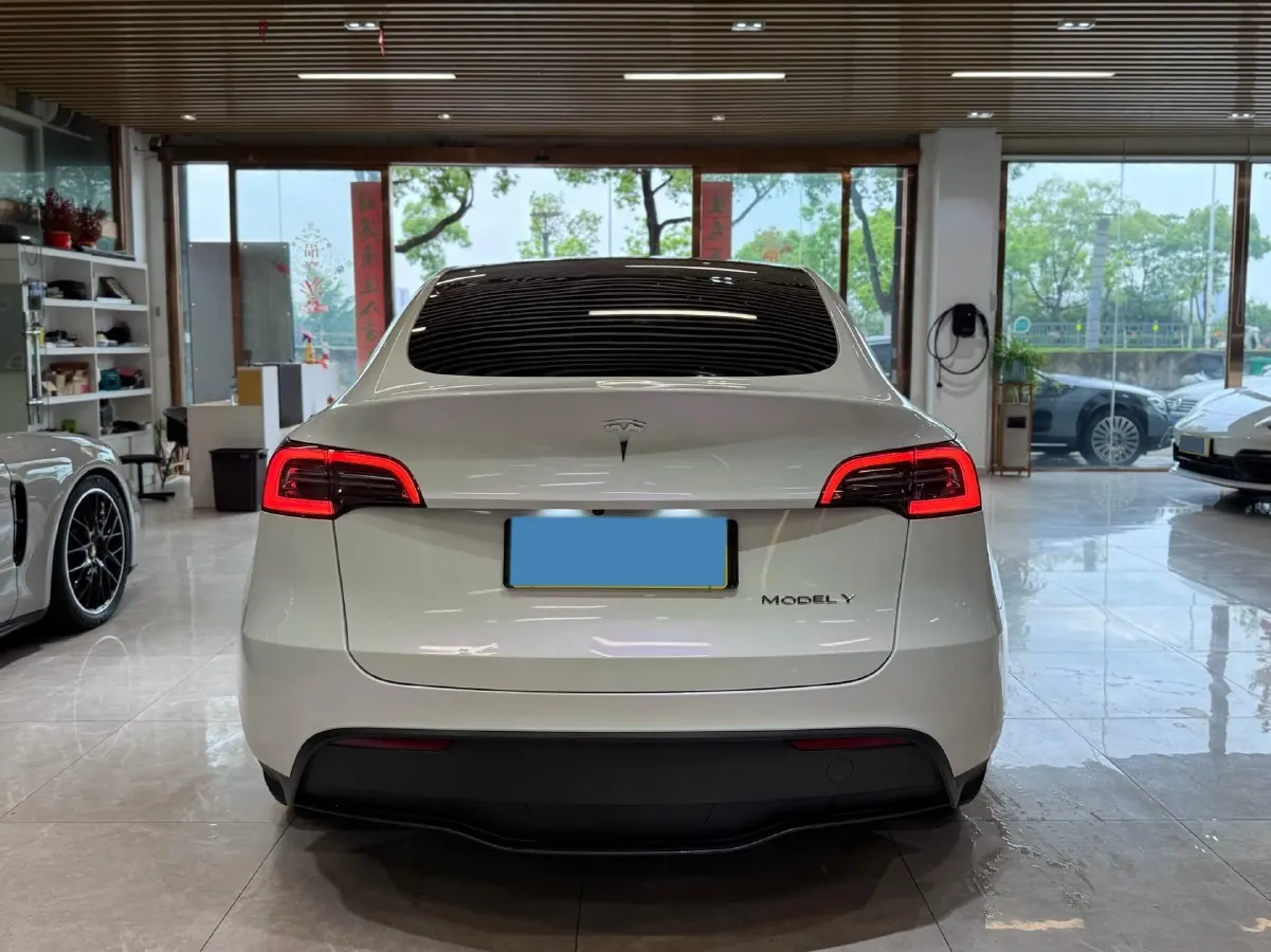 2022 Tesla Model Y BEV 60KWH,autocango,china used car exporter,china ev exporter,chinese used car exporter,chinese used ev exporter