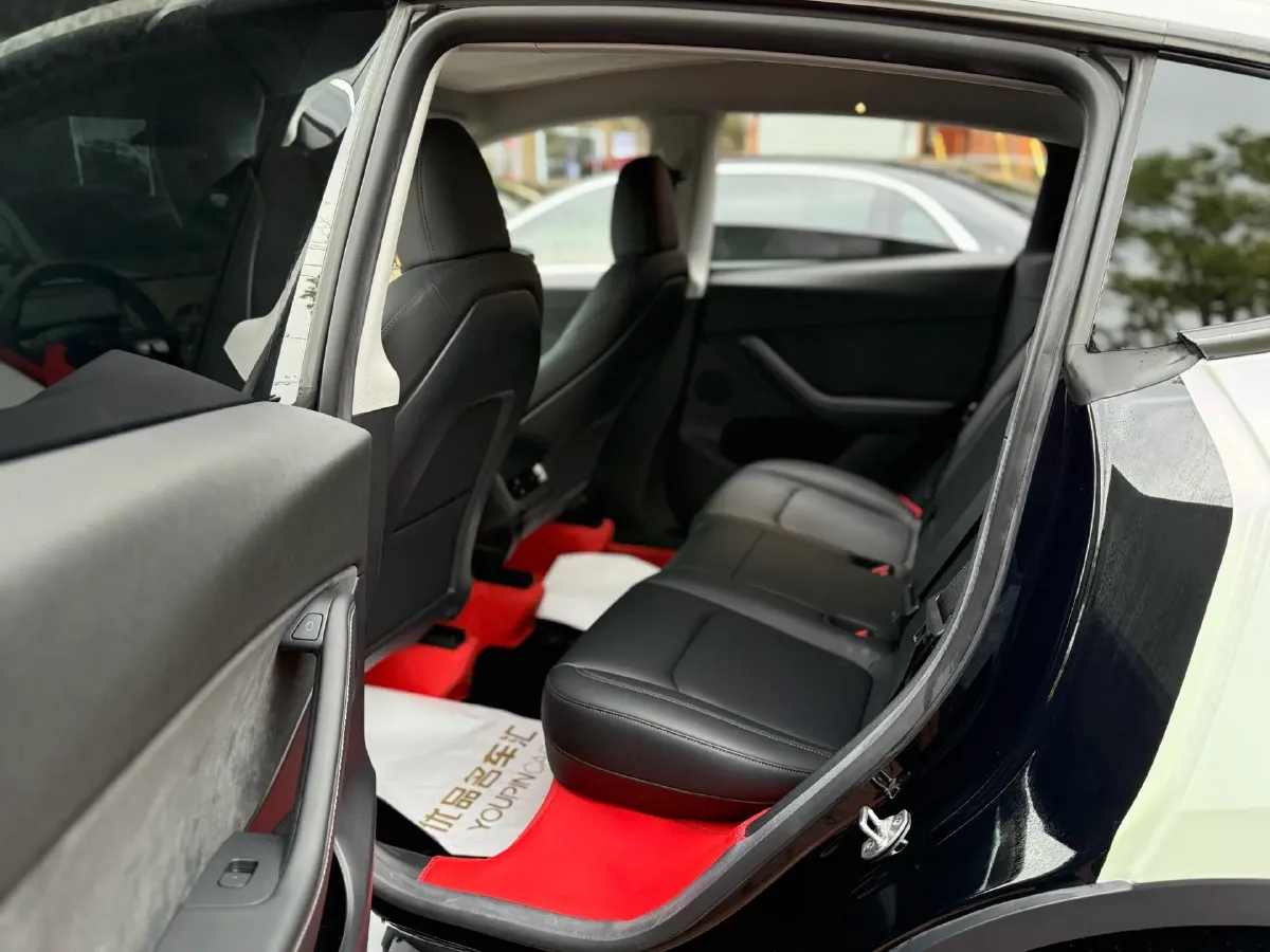 2022 Tesla Model Y BEV 60KWH,autocango,china used car exporter,china ev exporter,chinese used car exporter,chinese used ev exporter