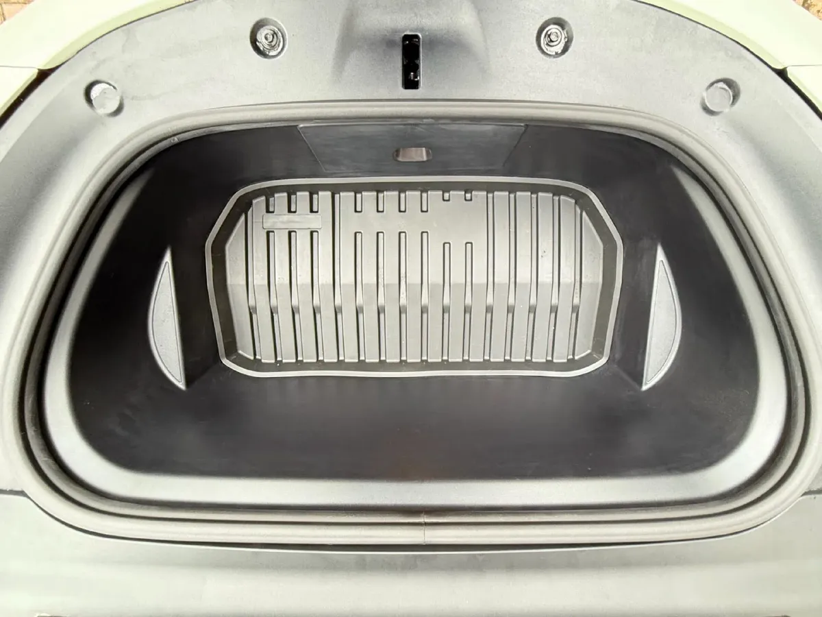 2022 Tesla Model Y BEV 60KWH,autocango,china used car exporter,china ev exporter,chinese used car exporter,chinese used ev exporter