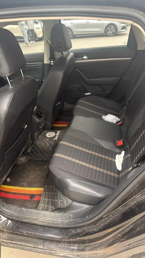 2018 Skoda Karoq 1.4T 150HP L4 7DCT,autocango,china used car exporter,china ev exporter,chinese used car exporter,chinese used ev exporter