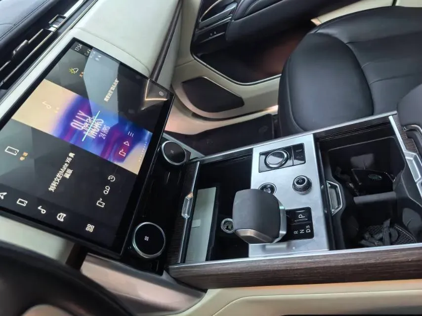 2023 Land Rover Range Rover 3.0T 400HP L6 8AT,autocango,china used car exporter,china ev exporter,chinese used car exporter,chinese used ev exporter