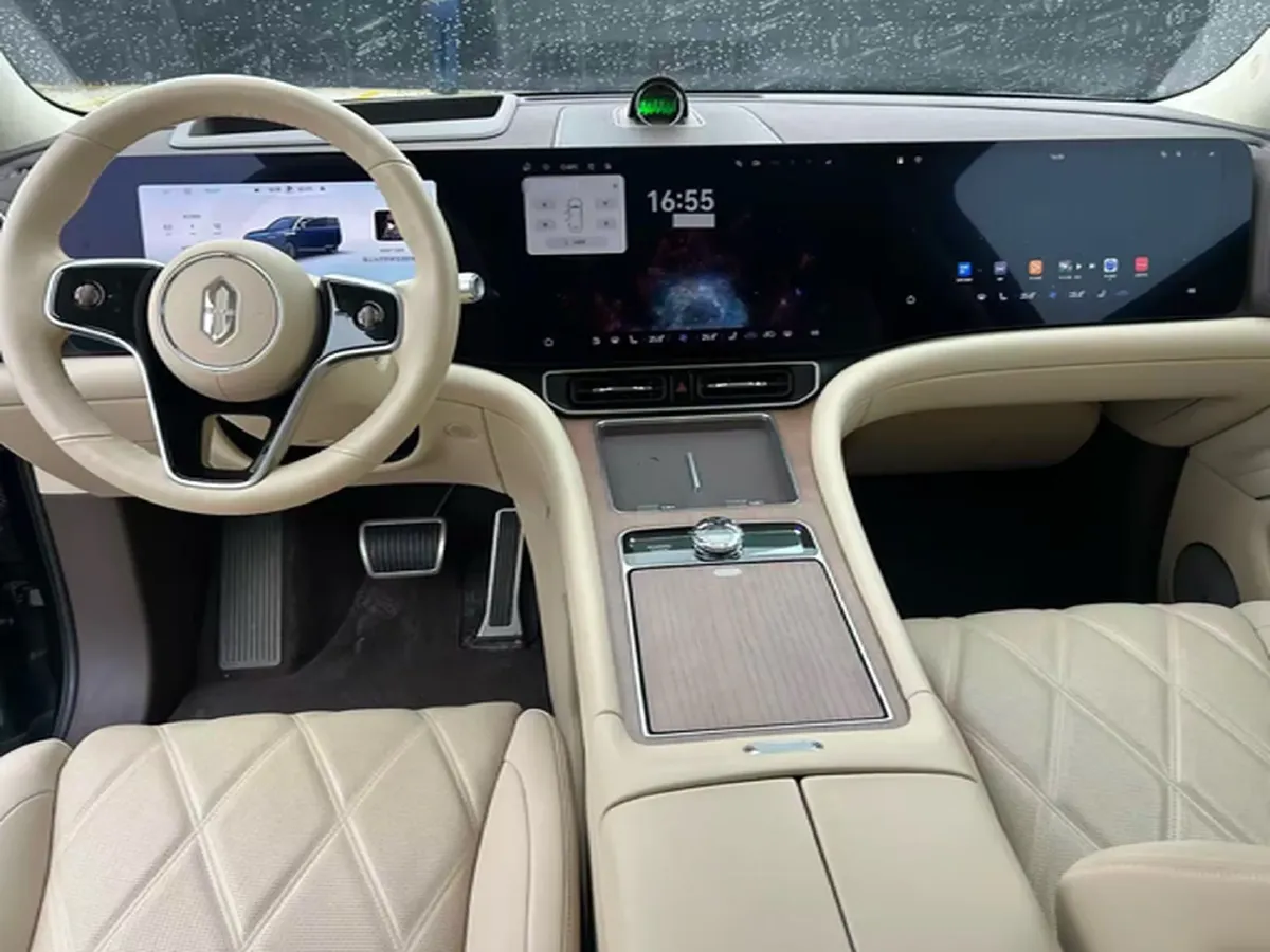 2025 AITO AITO M9 REEV 160HP REEV 52KWH,autocango,china used car exporter,china ev exporter,chinese used car exporter,chinese used ev exporter