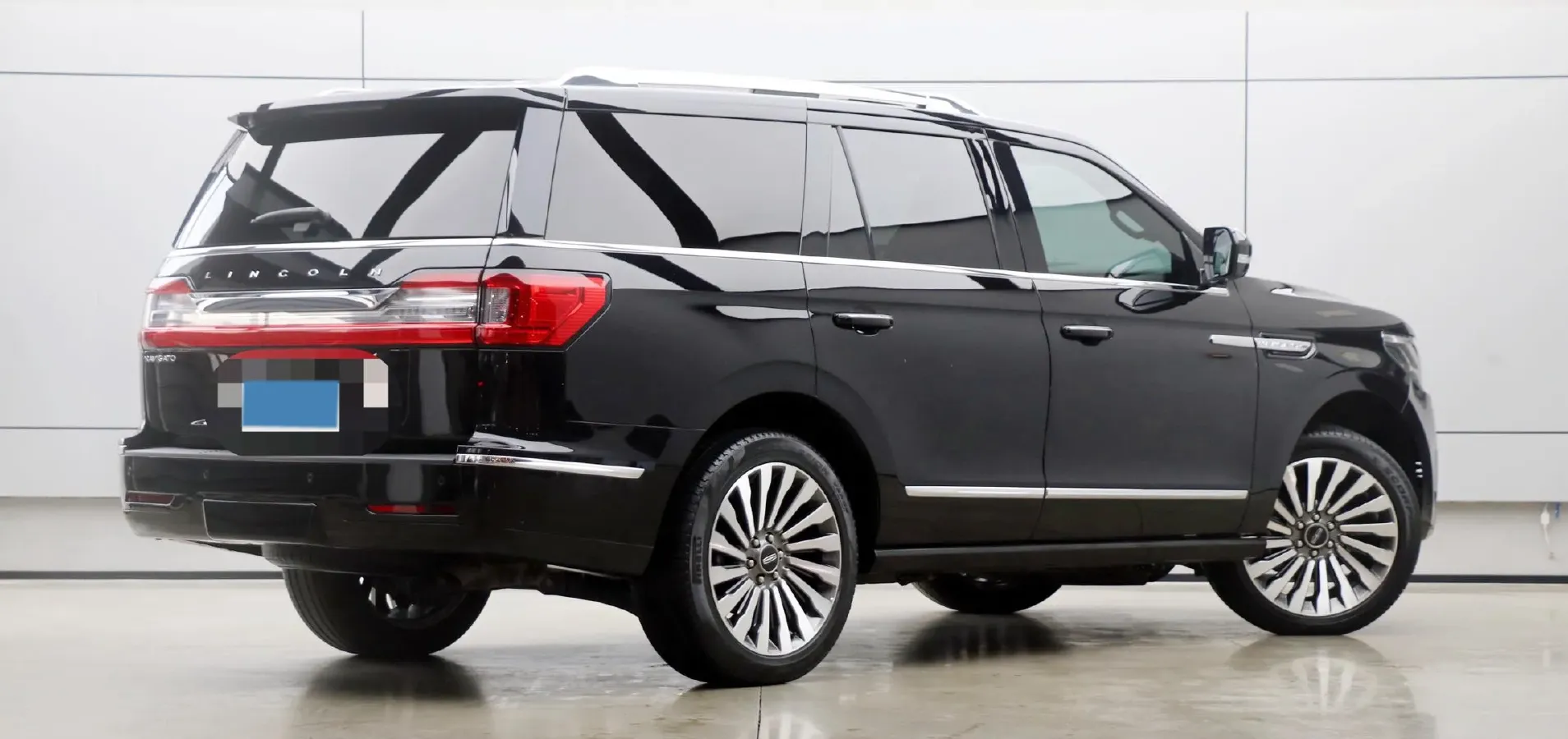 2020 Lincoln Navigator 3.5T 388HP V6 10AT,autocango,china used car exporter,china ev exporter,chinese used car exporter,chinese used ev exporter