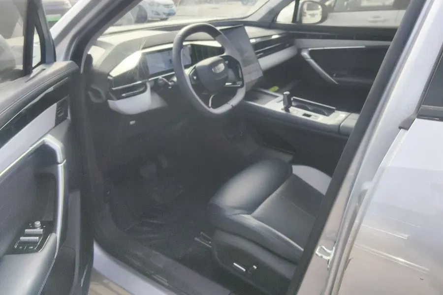 2024 Geely StarRay 1.5T 181HP L4 7DCT,autocango,china used car exporter,china ev exporter,chinese used car exporter,chinese used ev exporter