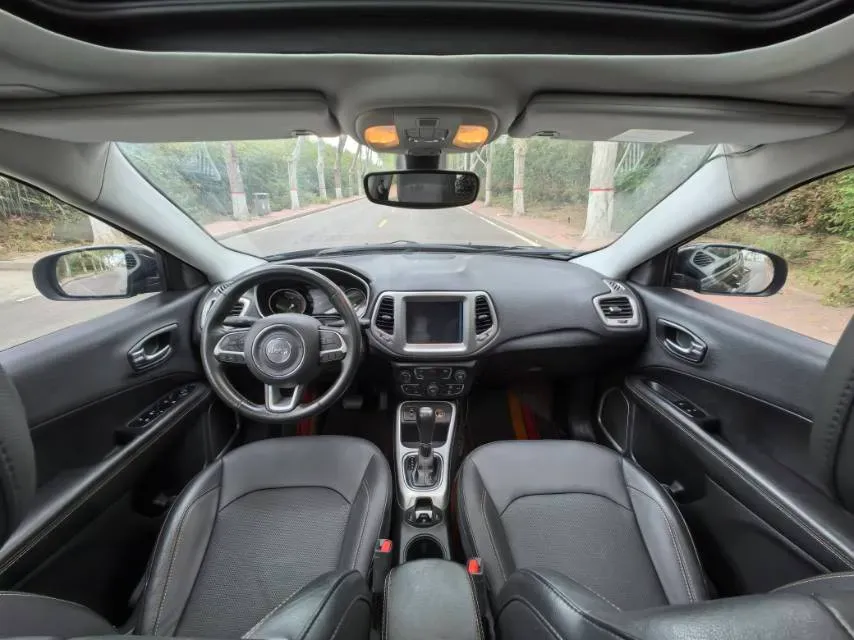 2017 Jeep Compass 1.4T 165HP L4 7DCT,autocango,china used car exporter,china ev exporter,chinese used car exporter,chinese used ev exporter