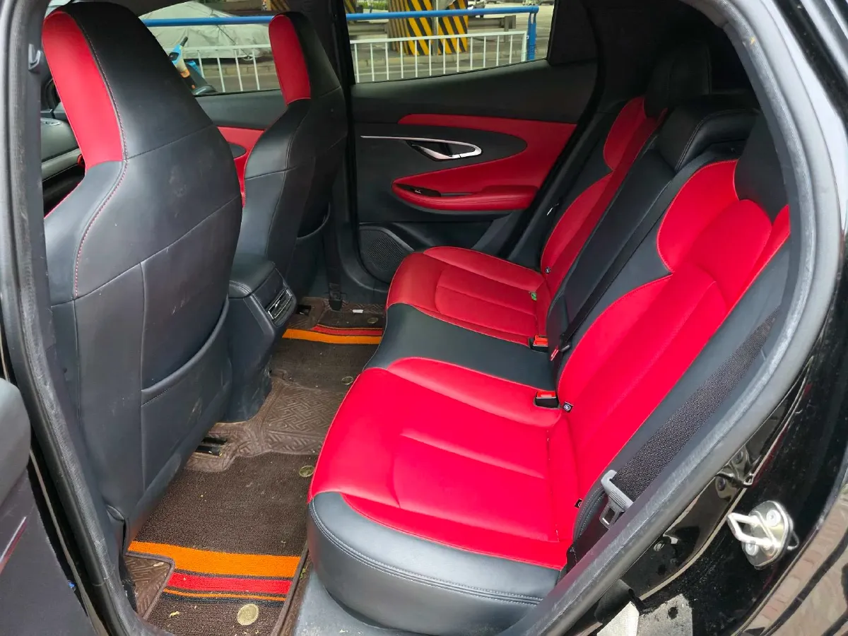 2020 ChangAn UNI-T 1.5T 180HP L4 7DCT,autocango,china used car exporter,china ev exporter,chinese used car exporter,chinese used ev exporter