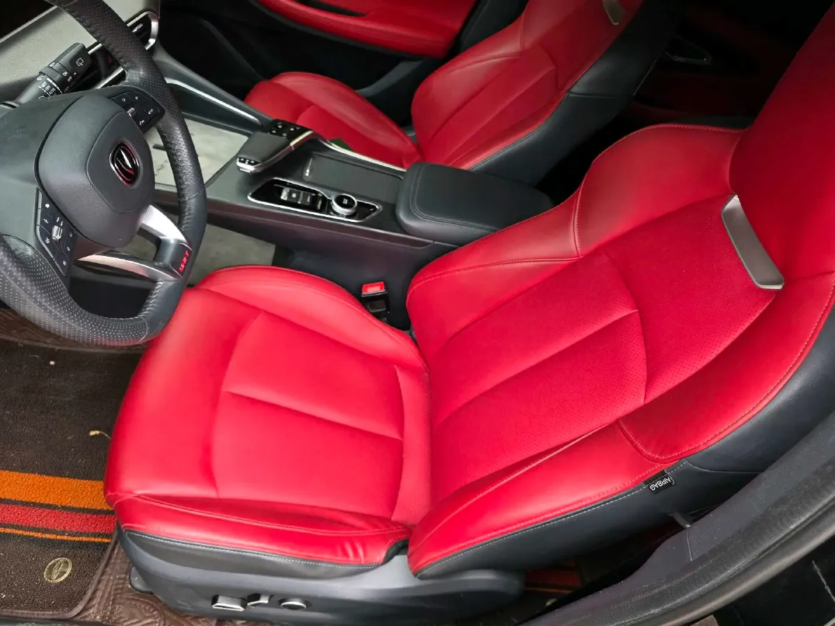 2020 ChangAn UNI-T 1.5T 180HP L4 7DCT,autocango,china used car exporter,china ev exporter,chinese used car exporter,chinese used ev exporter