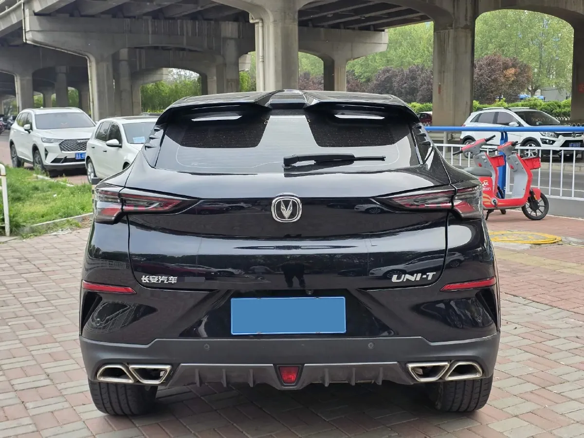 2020 ChangAn UNI-T 1.5T 180HP L4 7DCT,autocango,china used car exporter,china ev exporter,chinese used car exporter,chinese used ev exporter