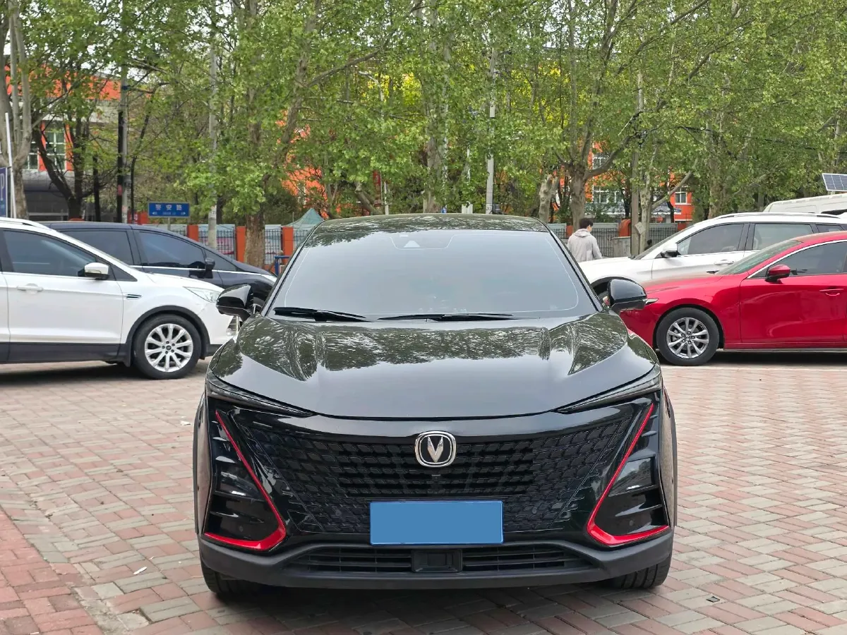 2020 ChangAn UNI-T 1.5T 180HP L4 7DCT,autocango,china used car exporter,china ev exporter,chinese used car exporter,chinese used ev exporter