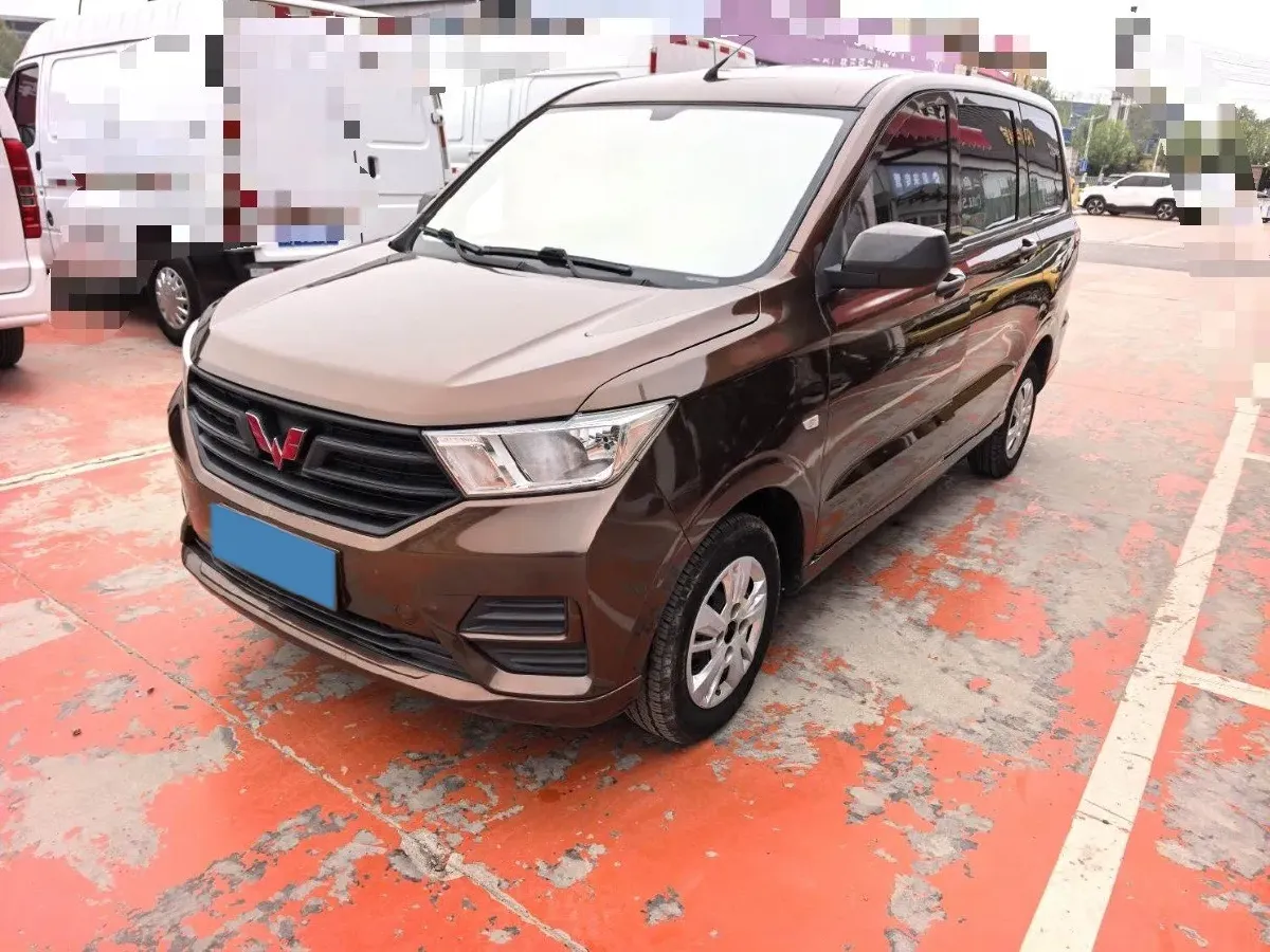 2019 WuLing HongGuang 1.5L 99HP L4 6MT,autocango,china used car exporter,china ev exporter,chinese used car exporter,chinese used ev exporter