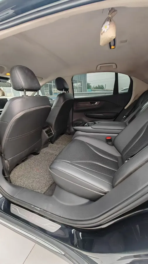 2022 HongQi E-QM5 BEV 54KWH,autocango,china used car exporter,china ev exporter,chinese used car exporter,chinese used ev exporter