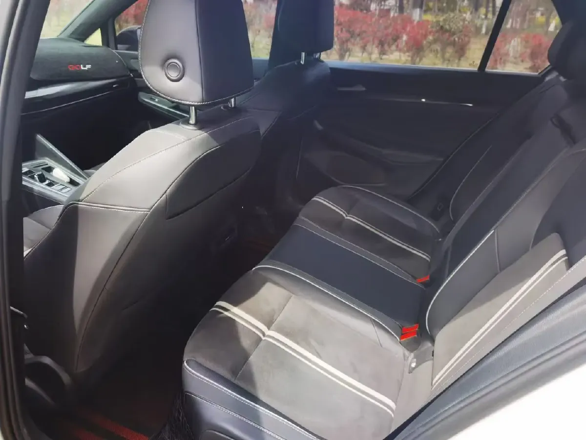 2021 Volkswagen Golf 1.4T 150HP L4 7DCT,autocango,china used car exporter,china ev exporter,chinese used car exporter,chinese used ev exporter