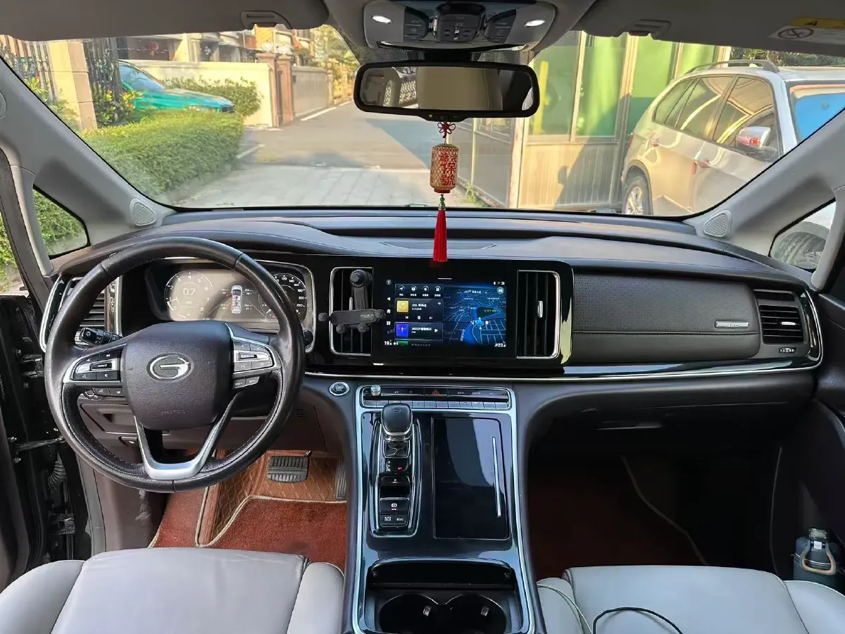 2021 GAC Trumpchi M8 2.0T 252HP L4 8AT,autocango,china used car exporter,china ev exporter,chinese used car exporter,chinese used ev exporter