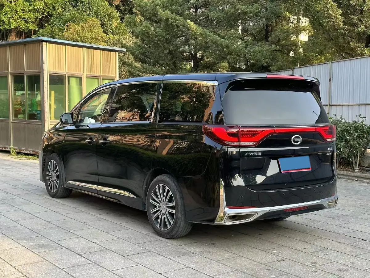 2021 GAC Trumpchi M8 2.0T 252HP L4 8AT,autocango,china used car exporter,china ev exporter,chinese used car exporter,chinese used ev exporter