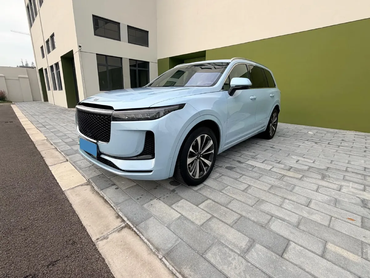 2020 Li ONE Range Extended 131HP REEV 40.5KWH,autocango,china used car exporter,china ev exporter,chinese used car exporter,chinese used ev exporter