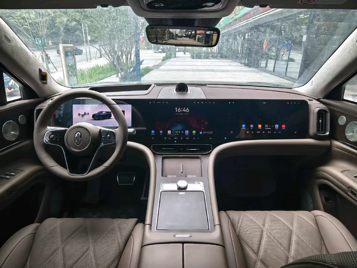 2025 AITO AITO M9 REEV 160HP REEV 52KWH,autocango,china used car exporter,china ev exporter,chinese used car exporter,chinese used ev exporter