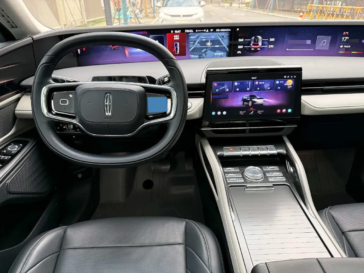 2023 Lincoln Nautilus 2.0T 261HP L4 8AT,autocango,china used car exporter,china ev exporter,chinese used car exporter,chinese used ev exporter