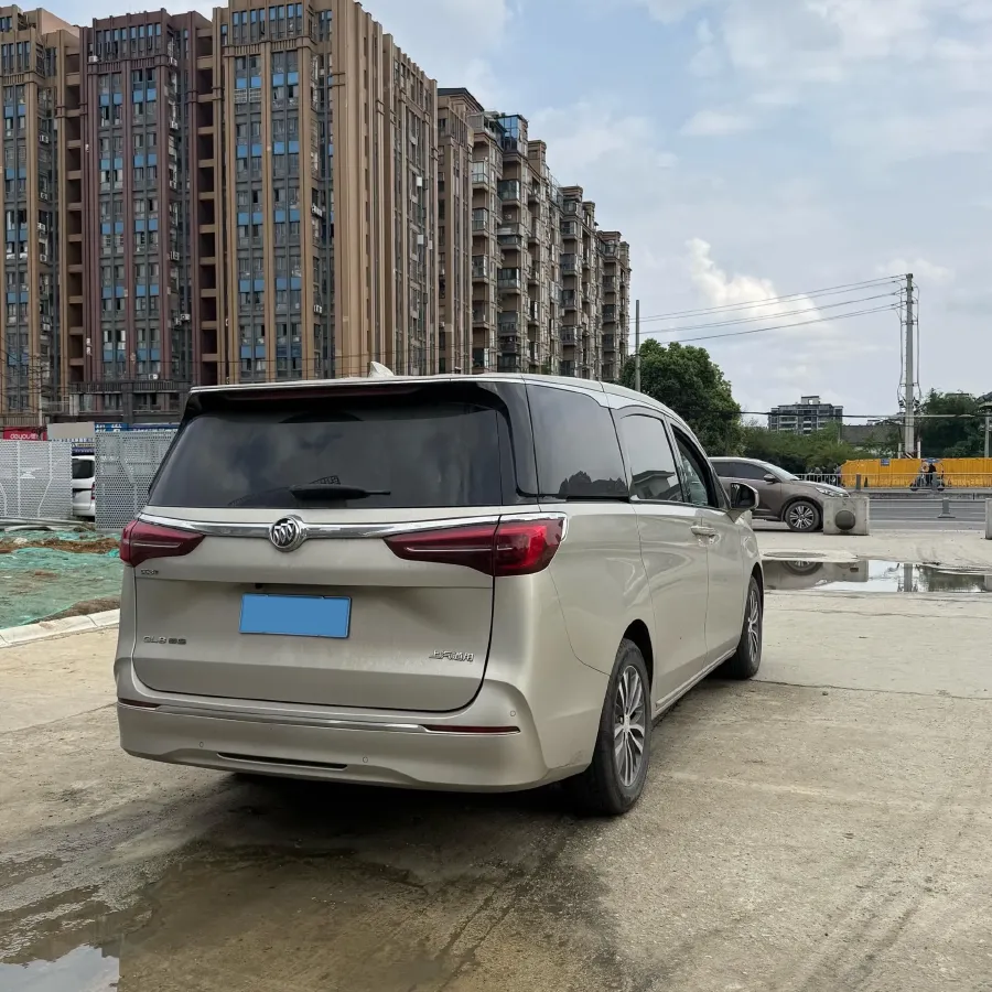 2022 Buick GL8 2.0T 237HP L4 9AT,autocango,china used car exporter,china ev exporter,chinese used car exporter,chinese used ev exporter