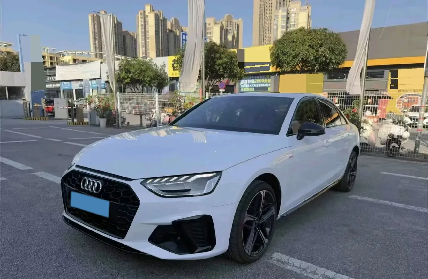 2025 Audi A4L 2.0T 190HP L4 7DCT,autocango,china used car exporter,china ev exporter,chinese used car exporter,chinese used ev exporter