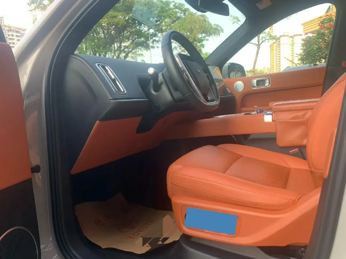 2024 Li L6 Range Extended 154HP L4 REEV 36.8KWH,autocango,china used car exporter,china ev exporter,chinese used car exporter,chinese used ev exporter