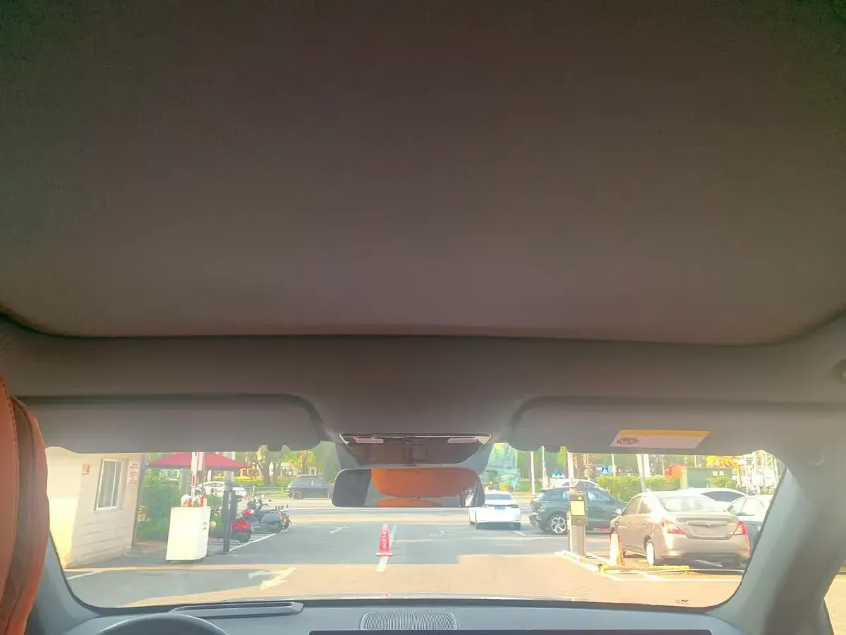 2024 Li L6 Range Extended 154HP L4 REEV 36.8KWH,autocango,china used car exporter,china ev exporter,chinese used car exporter,chinese used ev exporter