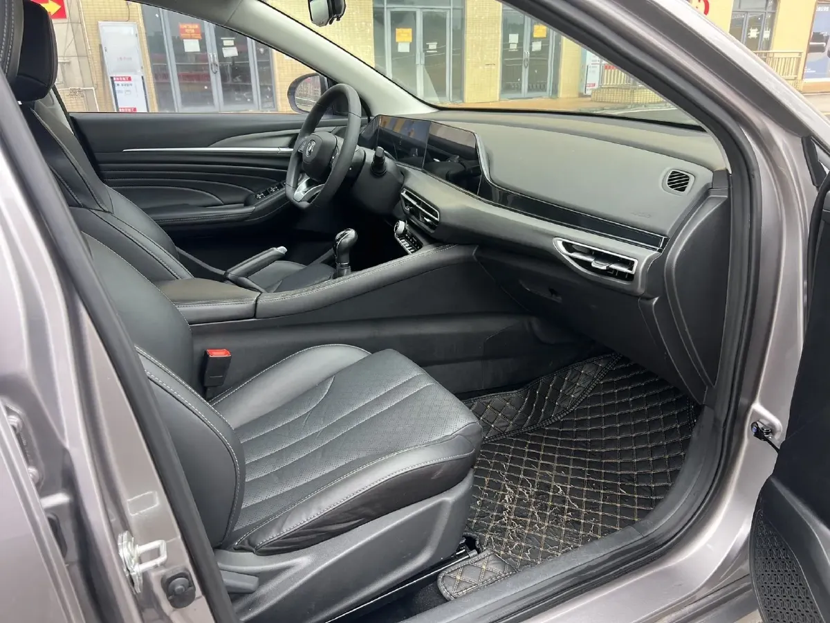 2020 ChangAn Eado 1.6L 128HP L4 5MT,autocango,china used car exporter,china ev exporter,chinese used car exporter,chinese used ev exporter