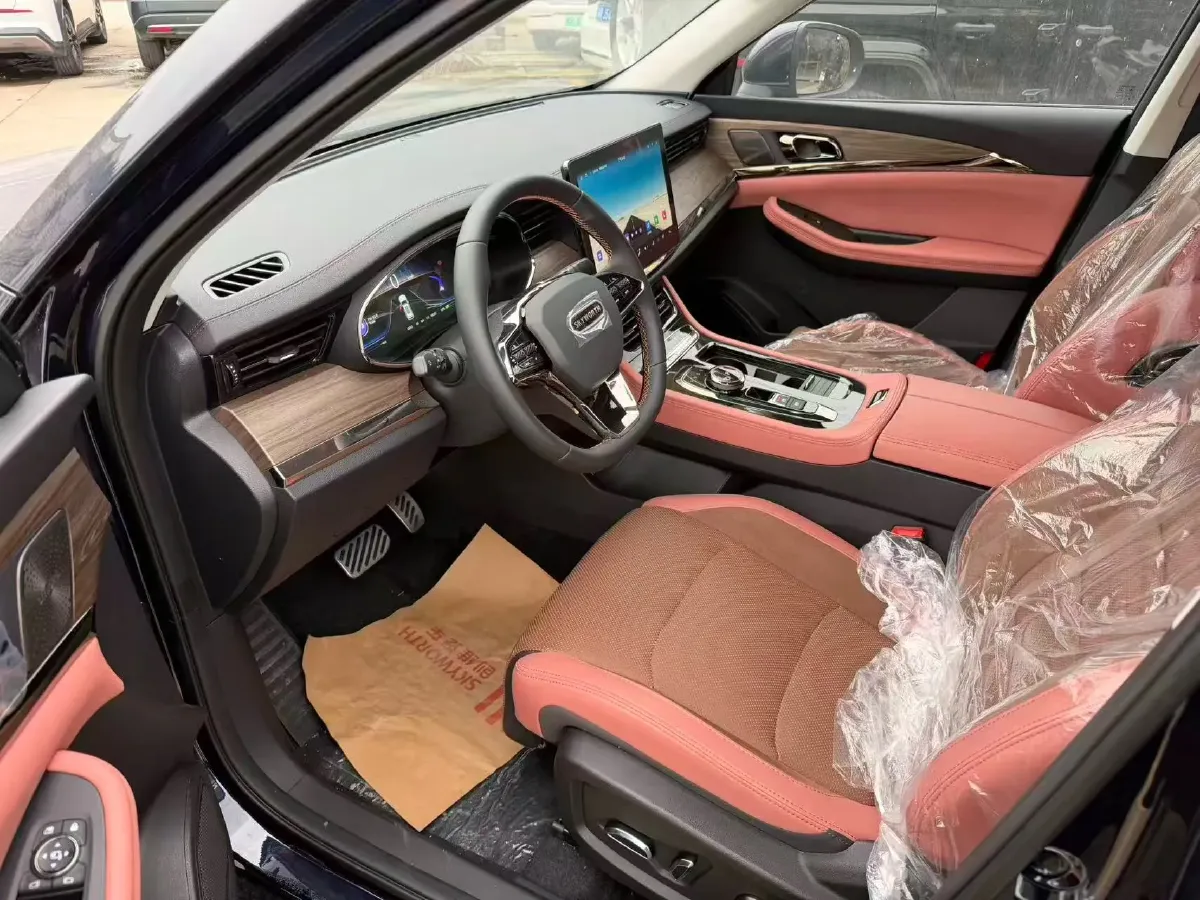 2024 Skyworth HT-i 1.5L 110HP L4 E-CVT PHEV 21.68KWH,autocango,china used car exporter,china ev exporter,chinese used car exporter,chinese used ev exporter