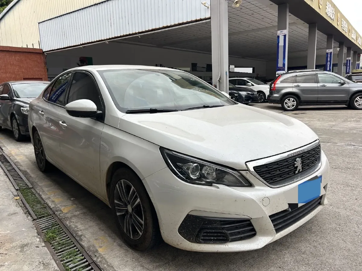 2018 Peugeot 308 1.6L 117HP L4 5MT,autocango,china used car exporter,china ev exporter,chinese used car exporter,chinese used ev exporter