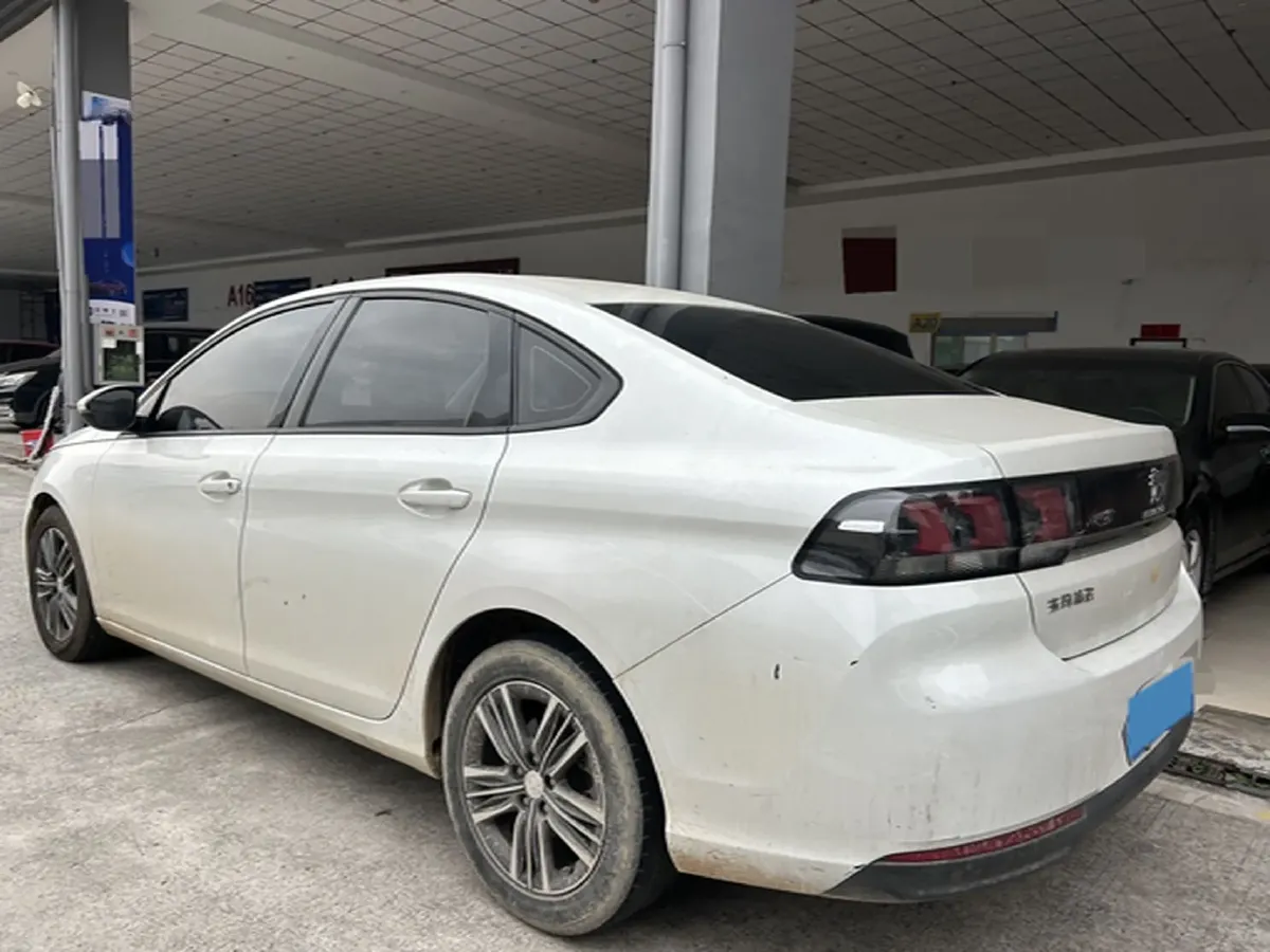 2018 Peugeot 308 1.6L 117HP L4 5MT,autocango,china used car exporter,china ev exporter,chinese used car exporter,chinese used ev exporter