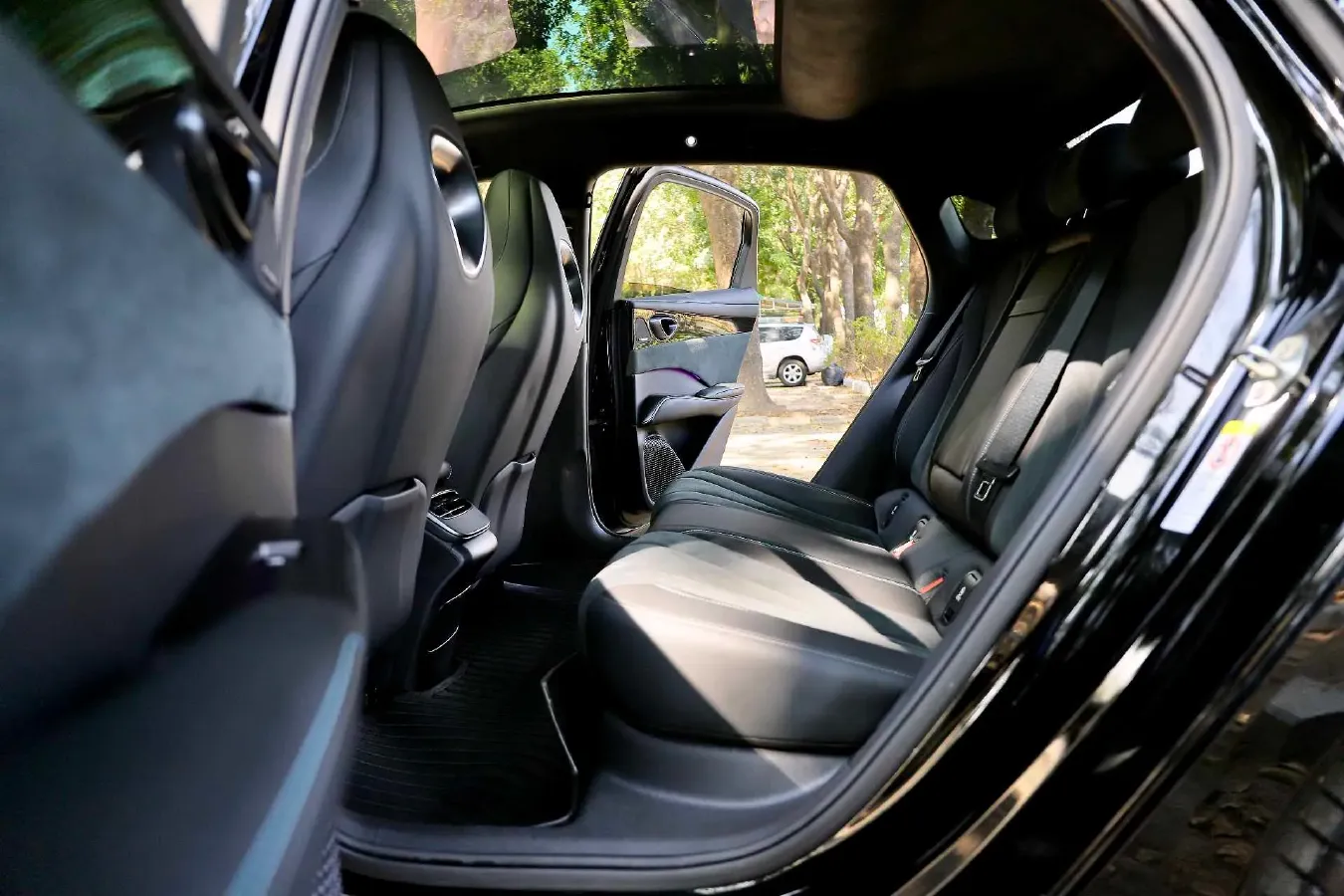 2025 BYD Seal BEV 80.64KWH,autocango,china used car exporter,china ev exporter,chinese used car exporter,chinese used ev exporter