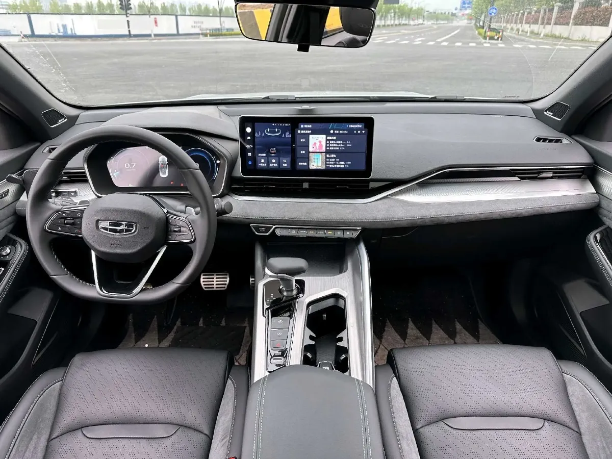 2023 Geely Preface 2.0T 190HP L4 7DCT,autocango,china used car exporter,china ev exporter,chinese used car exporter,chinese used ev exporter