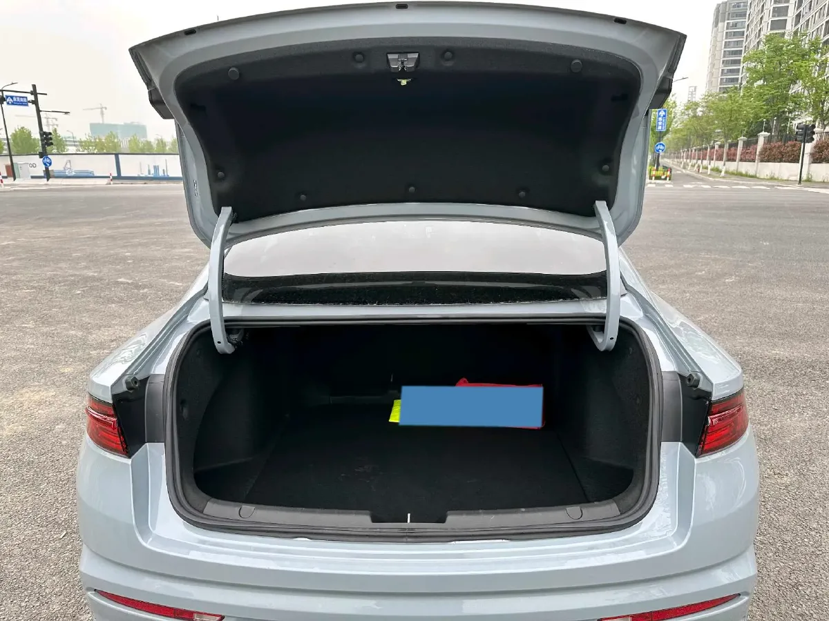 2023 Geely Preface 2.0T 190HP L4 7DCT,autocango,china used car exporter,china ev exporter,chinese used car exporter,chinese used ev exporter