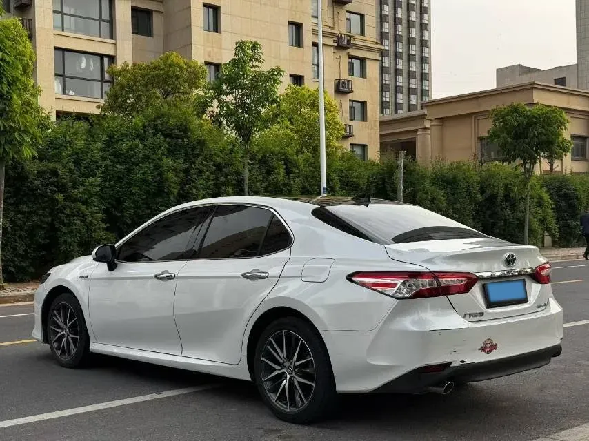2023 Toyota Camry 2.5L 178HP L4 E-CVT Hybrid,autocango,china used car exporter,china ev exporter,chinese used car exporter,chinese used ev exporter
