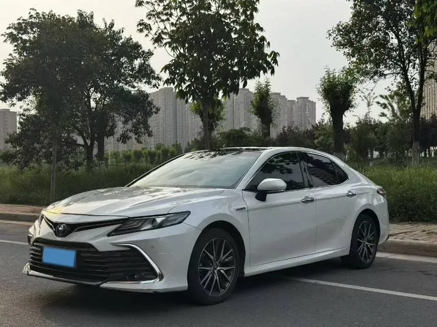 2023 Toyota Camry 2.5L 178HP L4 E-CVT Hybrid,autocango,china used car exporter,china ev exporter,chinese used car exporter,chinese used ev exporter