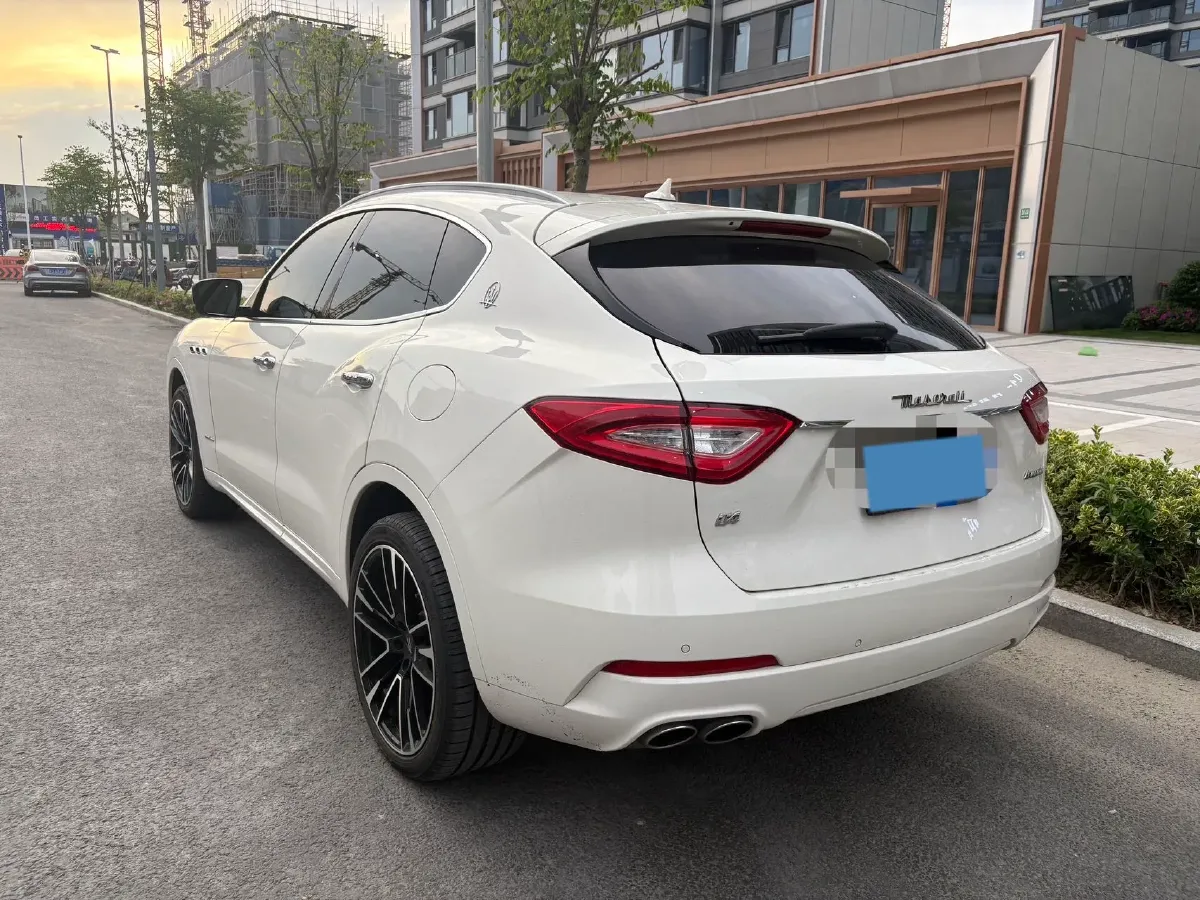 2019 Maserati Levante 3.0T 350HP V6 8AT,autocango,china used car exporter,china ev exporter,chinese used car exporter,chinese used ev exporter