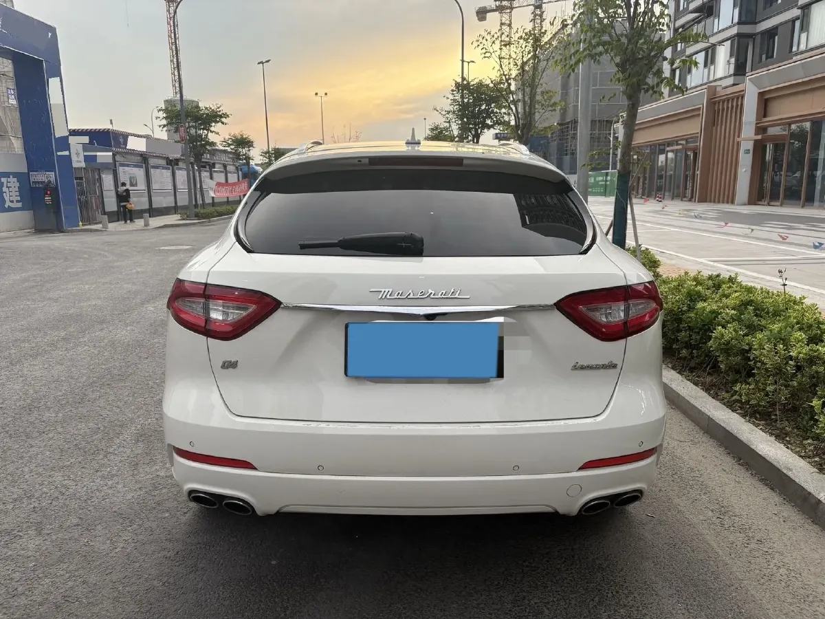 2019 Maserati Levante 3.0T 350HP V6 8AT,autocango,china used car exporter,china ev exporter,chinese used car exporter,chinese used ev exporter