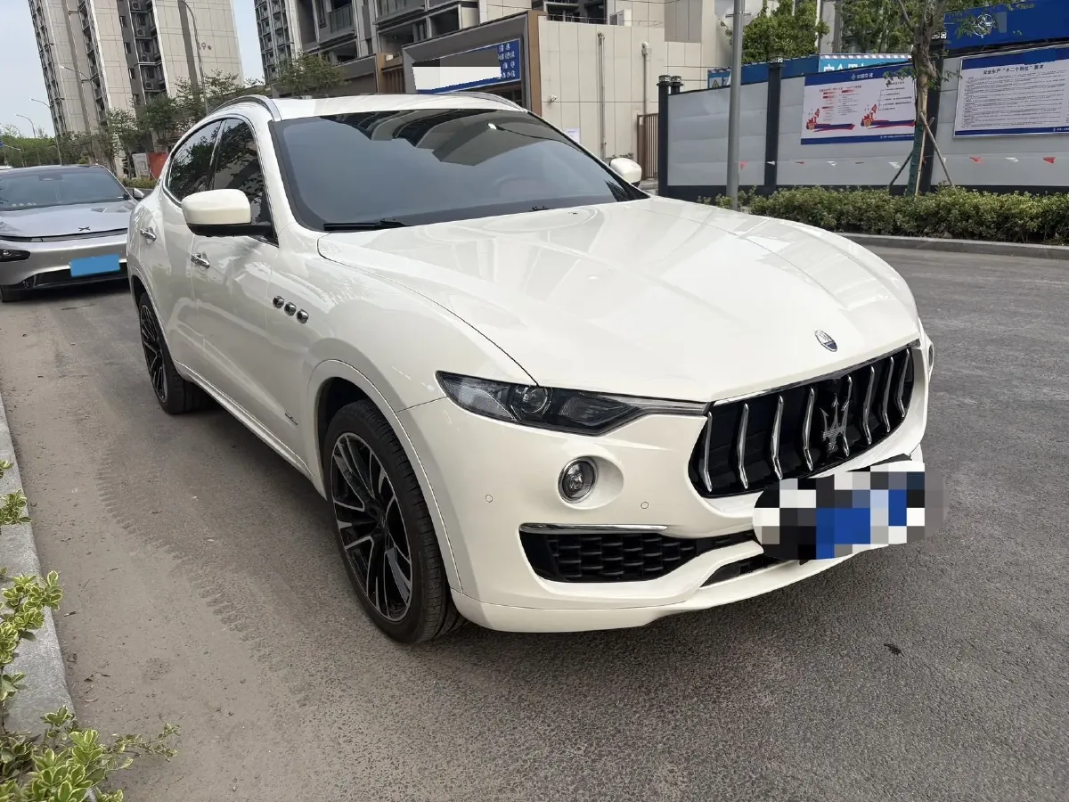 2019 Maserati Levante 3.0T 350HP V6 8AT,autocango,china used car exporter,china ev exporter,chinese used car exporter,chinese used ev exporter