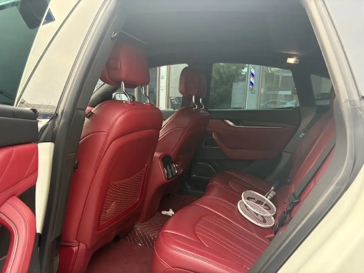 2019 Maserati Levante 3.0T 350HP V6 8AT,autocango,china used car exporter,china ev exporter,chinese used car exporter,chinese used ev exporter