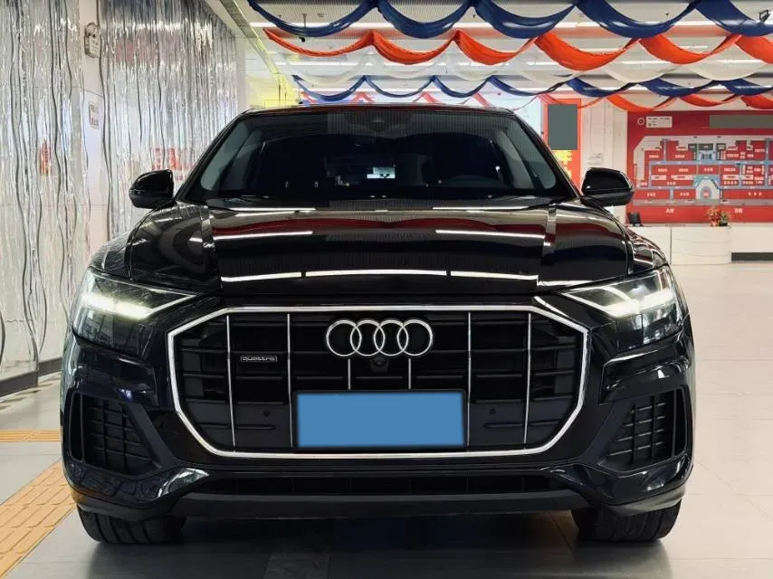 2021 Audi Q8 2.0T 245HP L4 8AT,autocango,china used car exporter,china ev exporter,chinese used car exporter,chinese used ev exporter