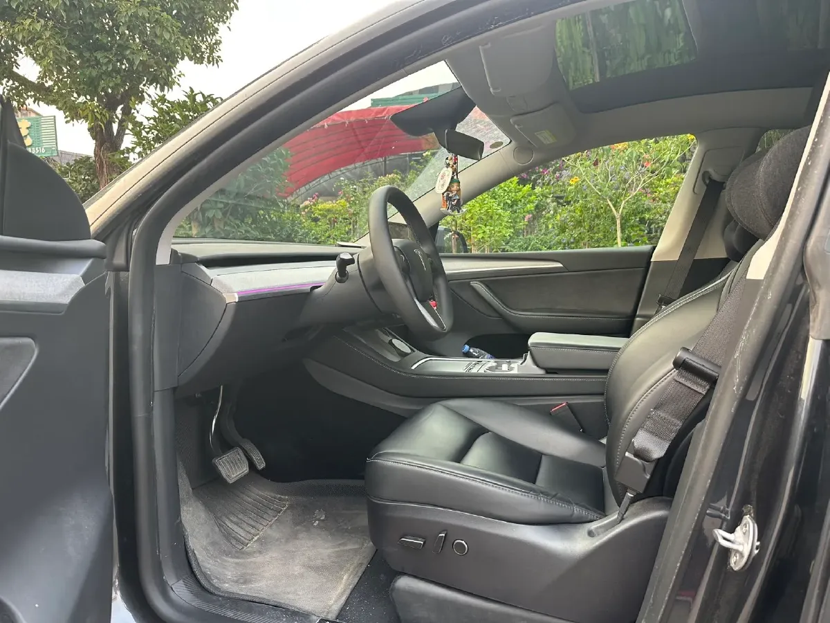 2024 Iveco OuSheng BEV 77.28KWH,autocango,china used car exporter,china ev exporter,chinese used car exporter,chinese used ev exporter