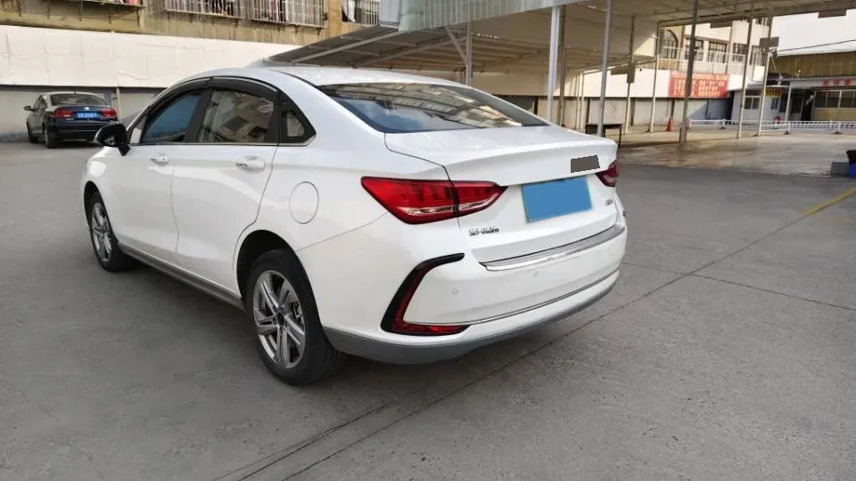 2022 Bestune B70 2.0T 224HP L4 6AT,autocango,china used car exporter,china ev exporter,chinese used car exporter,chinese used ev exporter