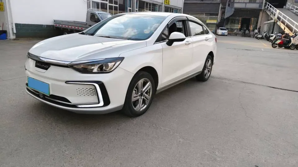 2022 Bestune B70 2.0T 224HP L4 6AT,autocango,china used car exporter,china ev exporter,chinese used car exporter,chinese used ev exporter