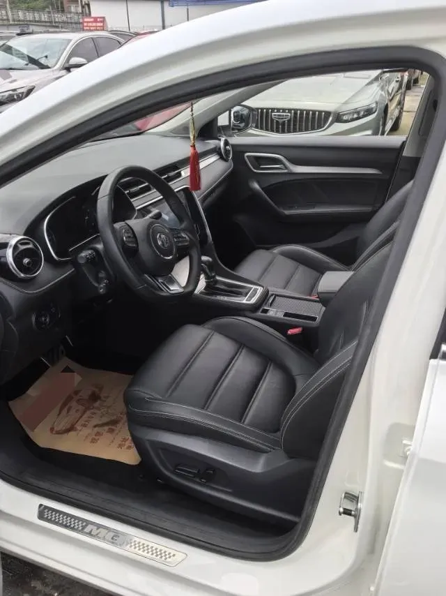 2019 MAXUS XinTu V80 2.5T 136HP L4 6AMT,autocango,china used car exporter,china ev exporter,chinese used car exporter,chinese used ev exporter