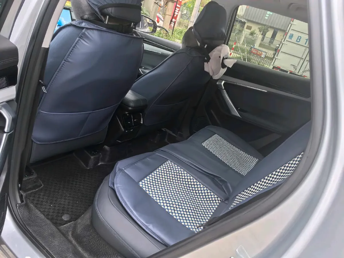 2023 Geely StarRay 1.5T 181HP L4 7DCT,autocango,china used car exporter,china ev exporter,chinese used car exporter,chinese used ev exporter