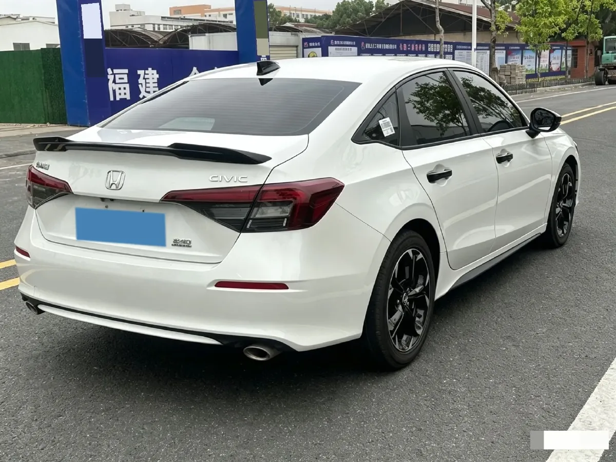 2025 Honda Civic 1.5T 182HP L4 CVT,autocango,china used car exporter,china ev exporter,chinese used car exporter,chinese used ev exporter